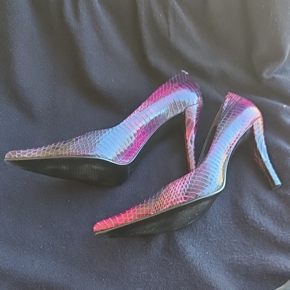 Nine West Purple, Black Fucia Snake Print Heels - Picture 7 of 7